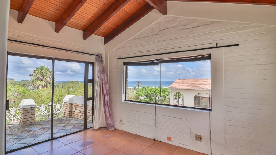 4 Bedroom Property for Sale in Blue Bend Eastern Cape